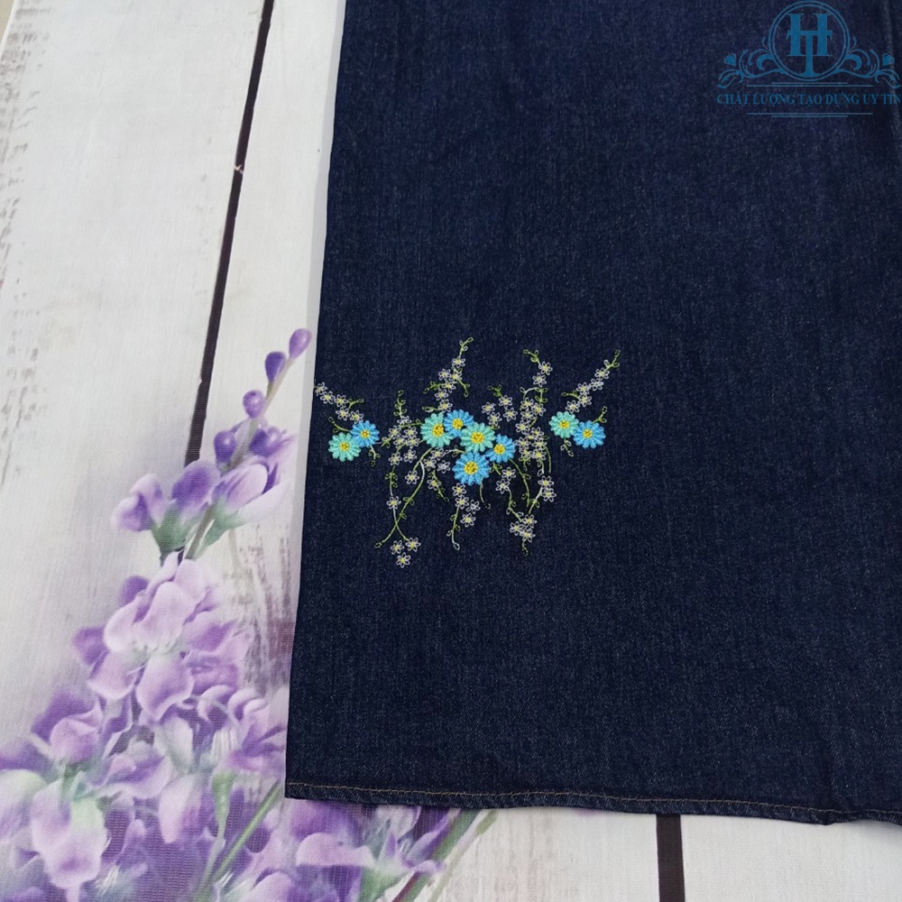 Váy Chống Nắng Nữ Dạng Xẻ Tà Thời Trang Vải Jean Mềm Đẹp Có Nút Bấm Thêu Hoa Thanh Tú Dễ Thương H&amp;T Fashion