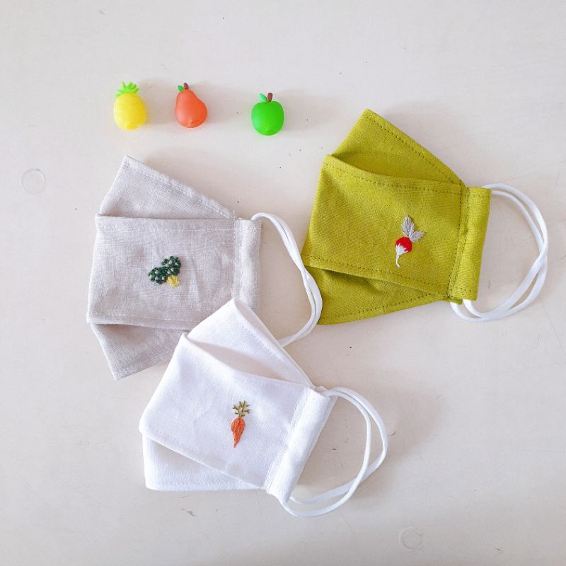 Khẩu Trang 3D Vải LinenThêu Rau Củ Cute