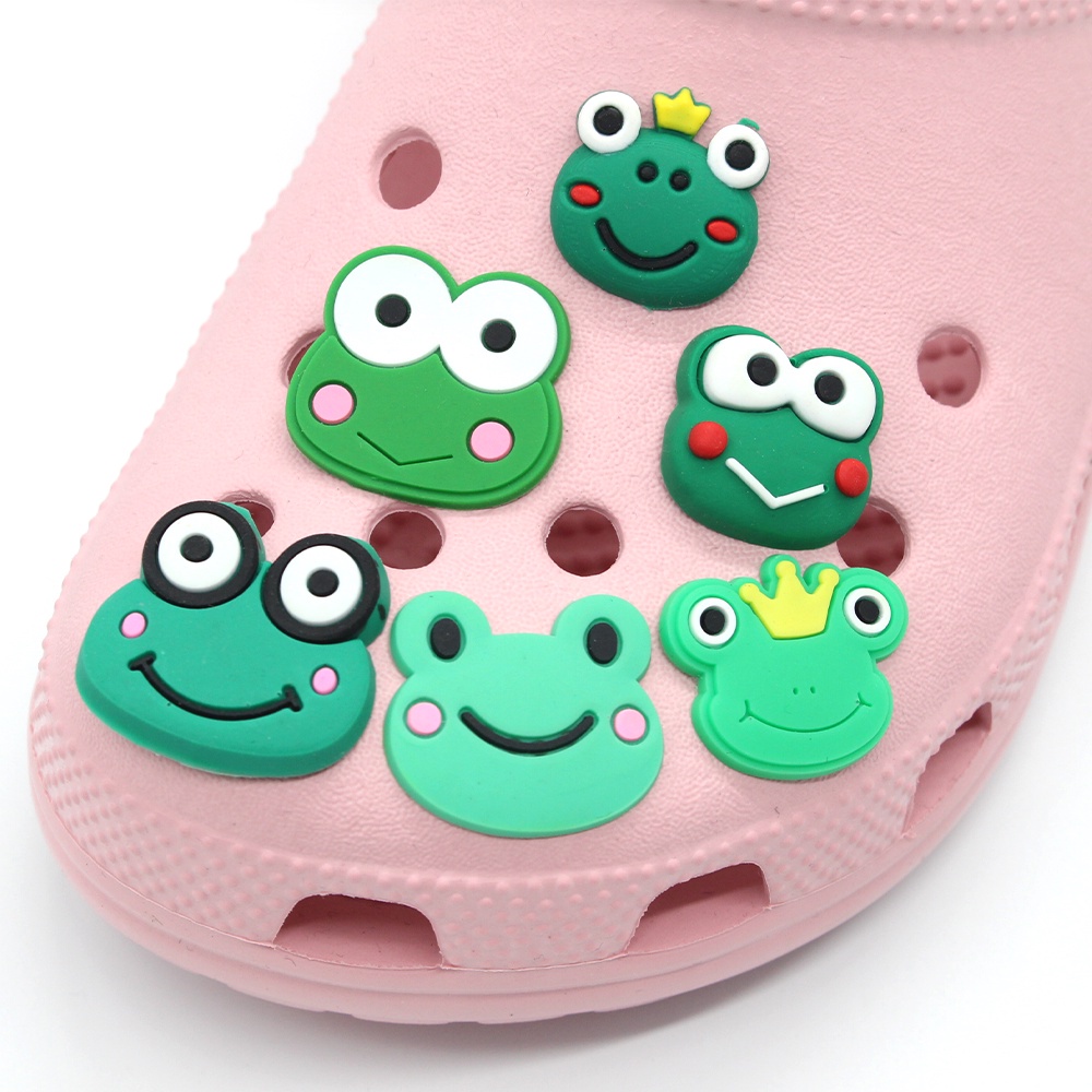 Jibbitz Chủ Đề Ếch Dễ Thương Crocs Diy Shoe Charms Pvc Accessories Phụ Kiện Dép Với 1000 Mẫu Lựa Chọn Quà Tặng Cho Nam Và Nữ