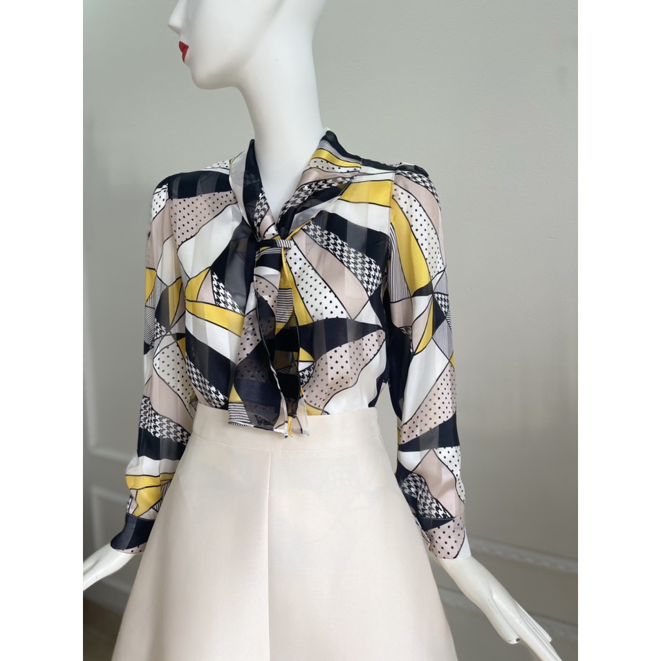 Áo sơ mi thắt nơ