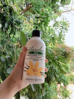 Dầu gội Naturalium