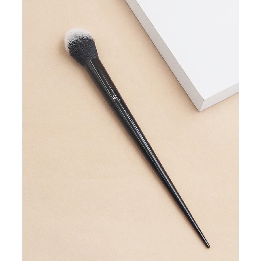 (Hàng Mới Về) Set 4 Cọ Trang Điểm Highlight Cán Dài Màu Đen Chuyên Nghiệp | BigBuy360 - bigbuy360.vn