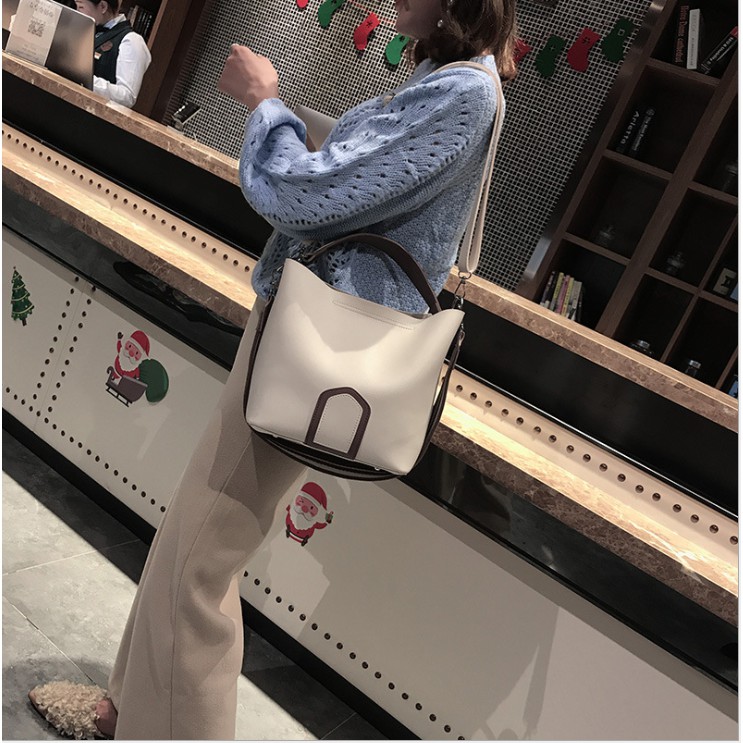 [CAO CẤP] Túi xách đeo vai to rộng phong cách Hàn Quốc - T081 - Shubishop.vn . - Shop ThuKoy