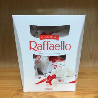 Bánh dừa socola Forrero Rafaello Hàng Đức