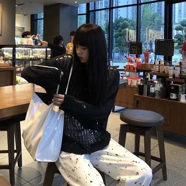 Áo len dệt kim dáng rộng kiểu rách thời trang mùa xuân và mùa hè phong cách Hàn Quốc giản dị cho nữ