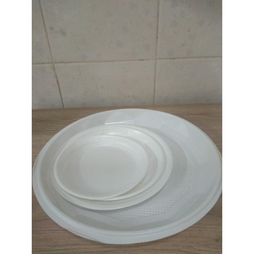 Dĩa nhựa dùng 1 lần đựng trái cây, thức ăn
