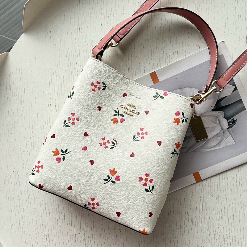 TÚI COACH TOWN BUCKET C7976