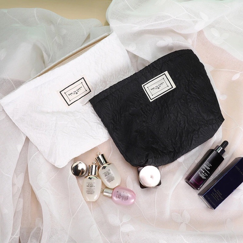 Túi Đựng Mỹ Phẩm/Bút Nhỏ Gọn Vải Jacquard Hoạ Tiết Thêu Nổi Xinh Xắn Thời Trang