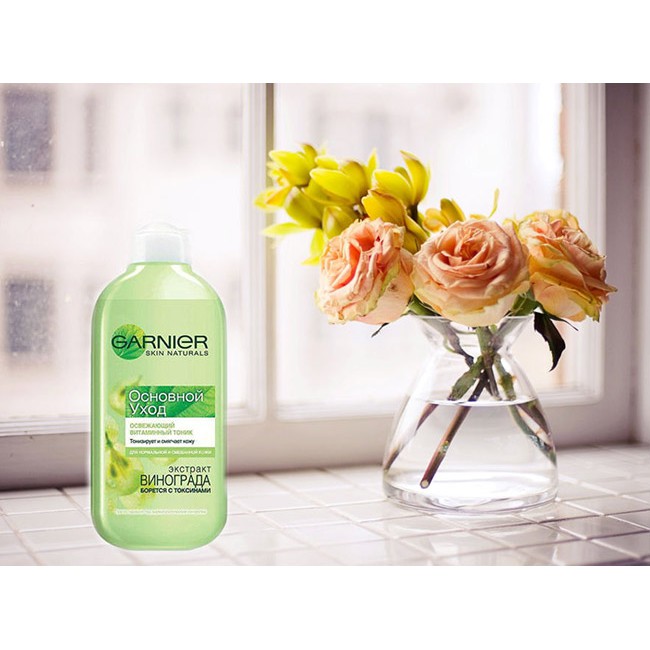 Nước hoa hồng danh cho da dầu GARNIER 200ML