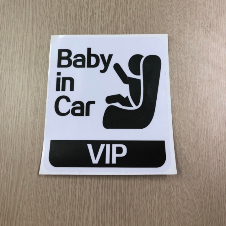 Decal tem dán baby in the car dán đuôi xe ô tô