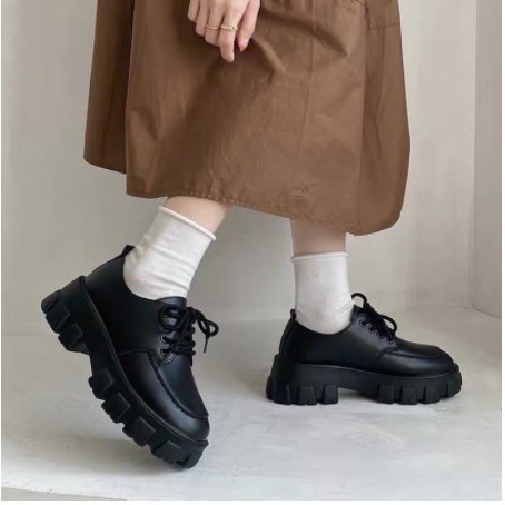 Boots nữ cổ thấp độn đế siêu hottrend phong cách hàn mới