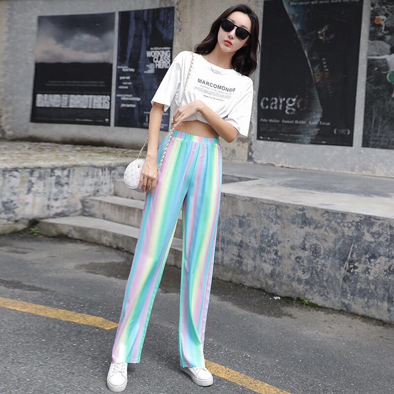 Quần ống rộng màu loang bẩy sắc cầu vồng