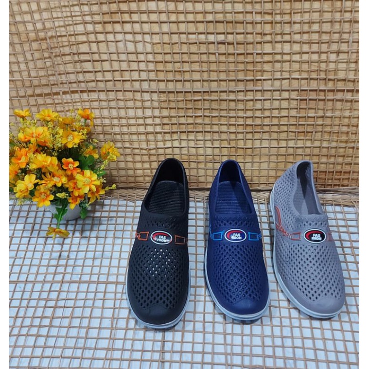 Giày nhựa dẻo lao động cho nam