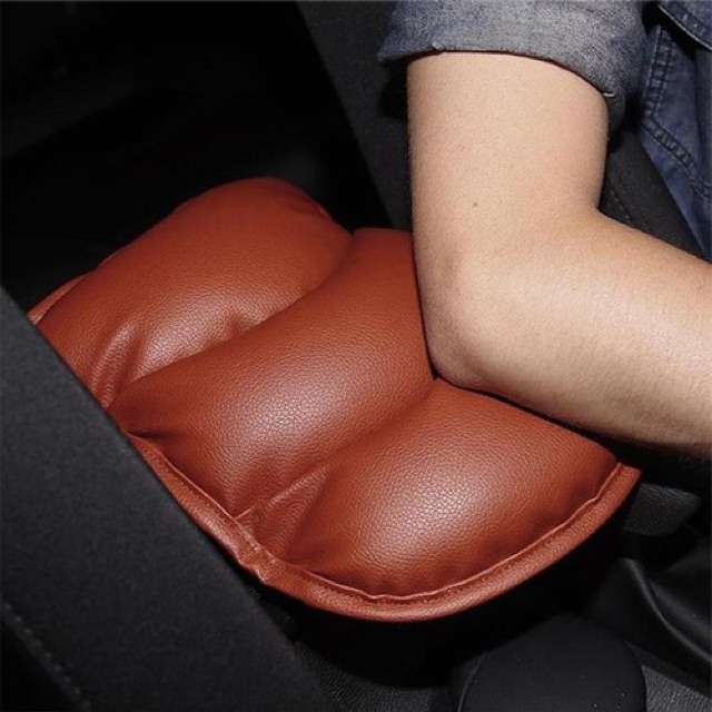 Nệm kê tay vịn ghế trước Ô tô