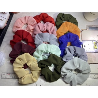 Cột tóc scrunchies màu trơn vải voan, lụa, lưới