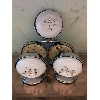 Đồng hồ gà trống mổ thóc chạy cơ