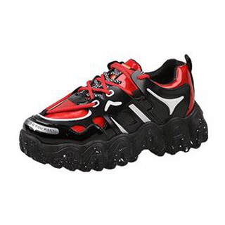 Giày sneaker v28