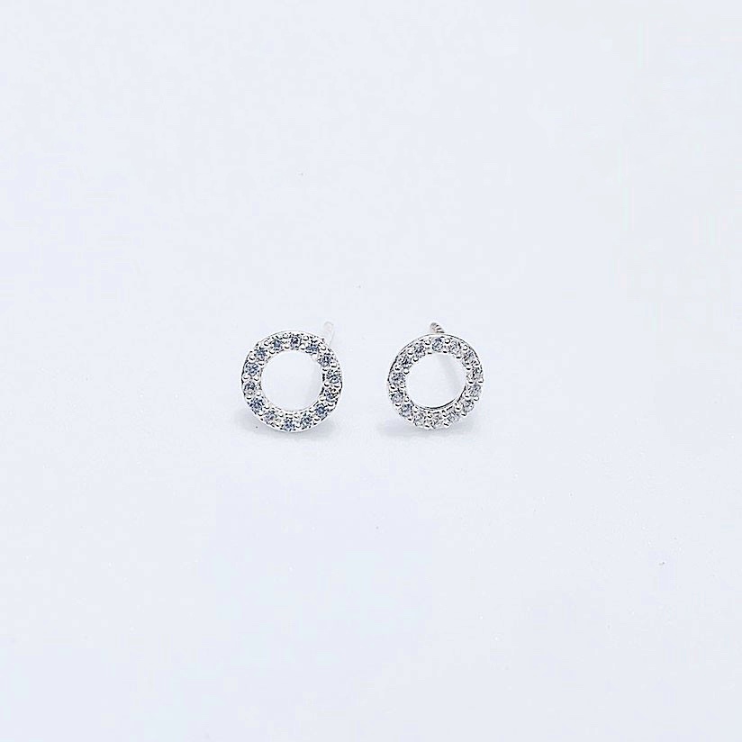 Khuyên Bạc Ta Đính Đá S925 Cao Cấp CaoBac Silver Tròn Rỗng Đá Đơn Giản, Dễ Thương Cho Bạn Gái Thanh Lịch