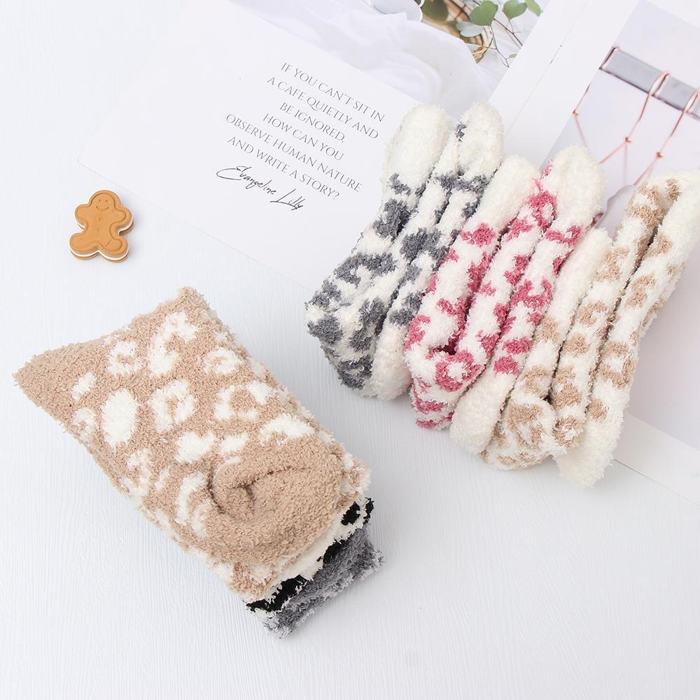 Vớ Nhung San Hô Mềm Mại In Họa Tiết Da Báo Thời Trang