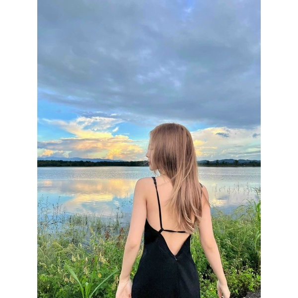 ĐẦM HỞ LƯNG MAXI ĐEN ĐAN LƯNG XẺ TÀ CÓ ĐỆM NGỰC