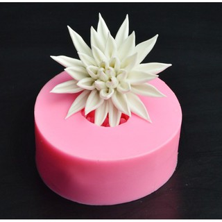 Khuôn Silicone Hoa Cúc Cánh Nhọn 8.5Cm