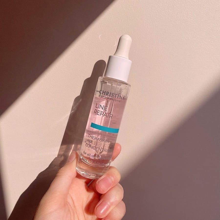 Tinh chất cấp nước - căng mọng da HA CHRISTINA Line Repair