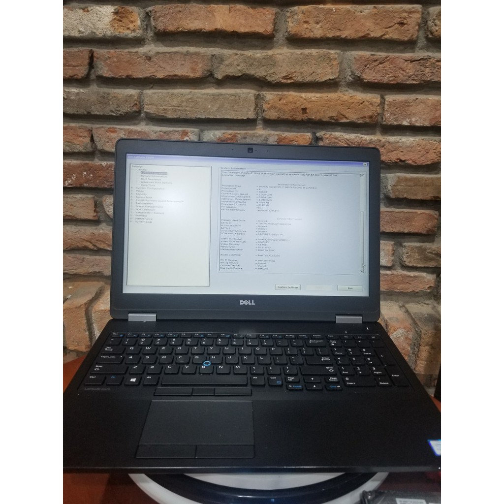 Laptop Dell Latitude E5570