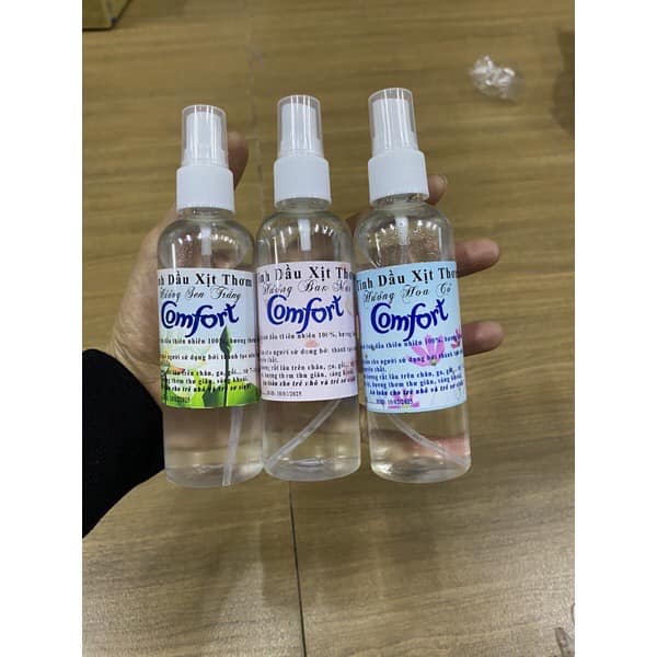 Tinh Dầu Xịt Thơm Quần Áo Comfort 100ml : HƯƠNG BAN MAI, HƯƠNG SEN TRẮNG, HƯƠNG HOA CỎ