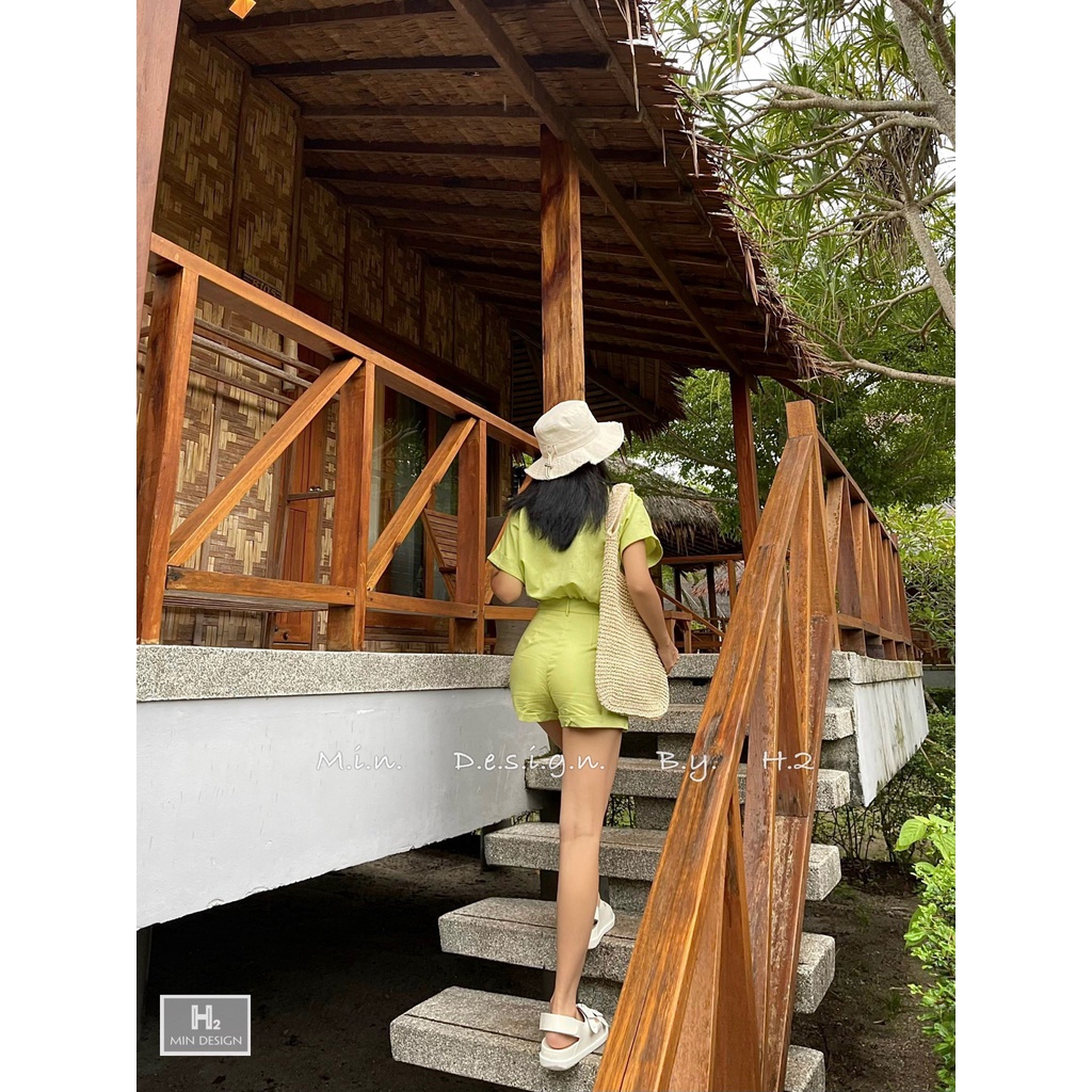 Jum nữ cổ đức cổ vest tay ngắn chất đũi loại một 2 size S, M xịn xòI Trần Hân Shop 5168