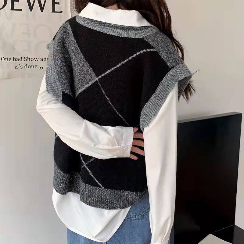 Áo khoác len không tay in hình gấu thời trang Hàn Quốc