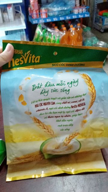 Ngũ cốc Nestle Nesvita