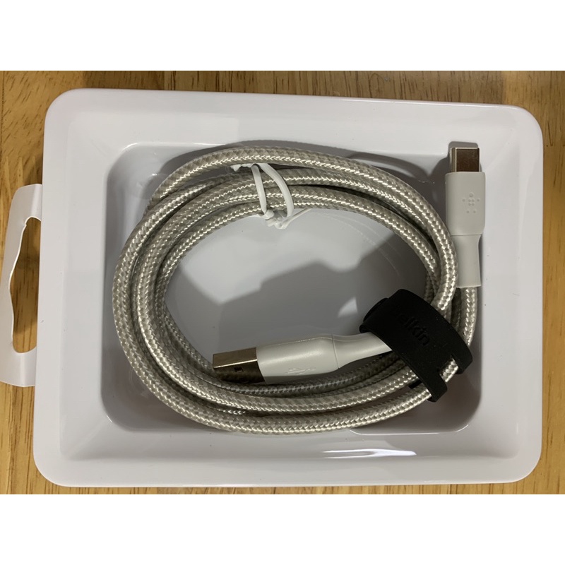 Cáp Belkin USB-A to USB-C chống đứt kèm strap 1.5m