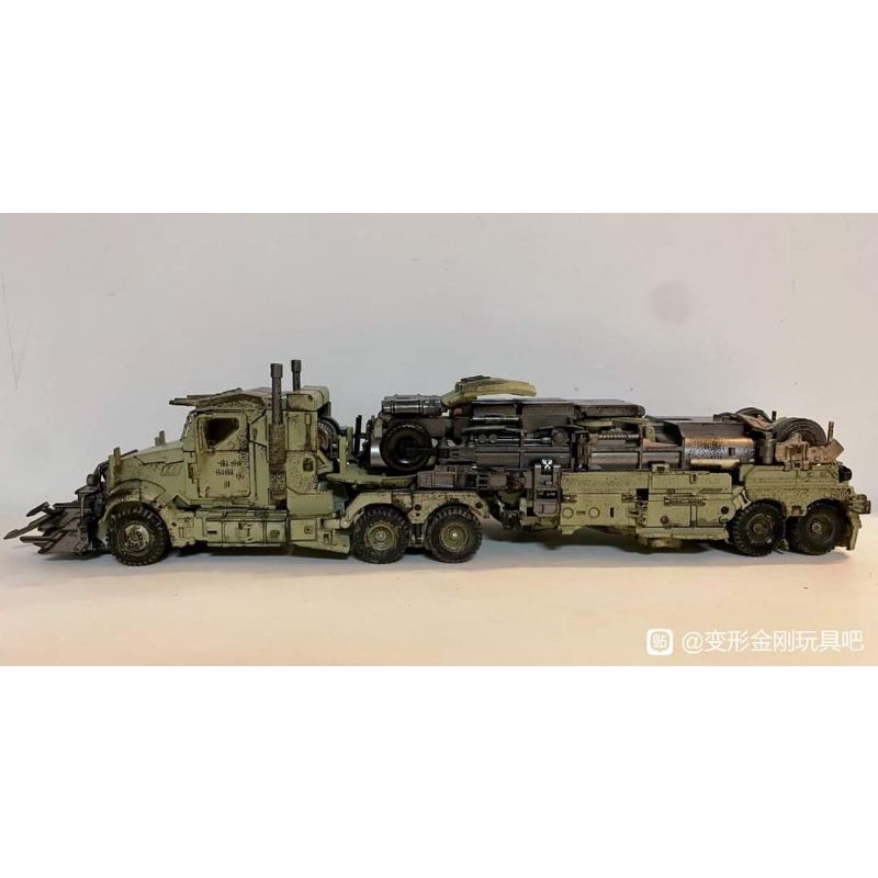 Mô hình Megatron DOTM - Unique Toys UT-R05 Desperado