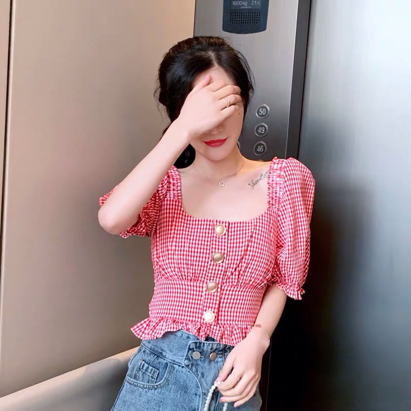 Áo caro kate cổ vuông tay ngắn phối nút kèm bo ngực dễ thương TTSA0152