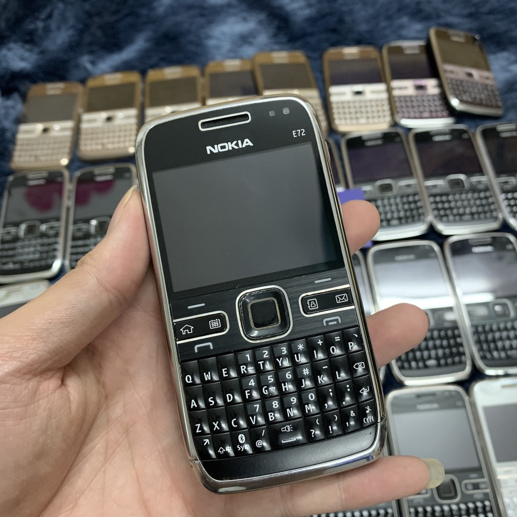 Điện thoại sưu tầm E72 cũ Zin nguyên bản