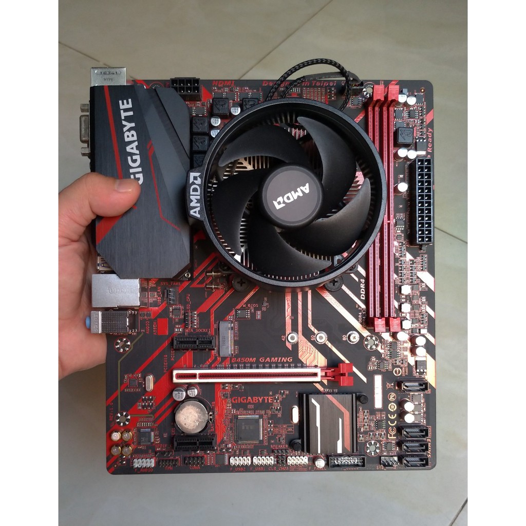 Combo Main Giga B450M Gaming + Ryzen 3 2200G (BH Hãng Đến 01.2022)