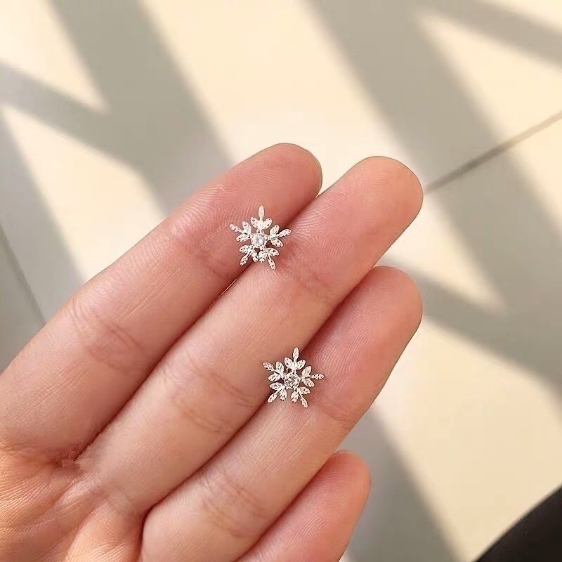 Bông tai nữ bạc đẹp khuyên tai bông tuyết nhỏ xinh-AURASILVER-KT33