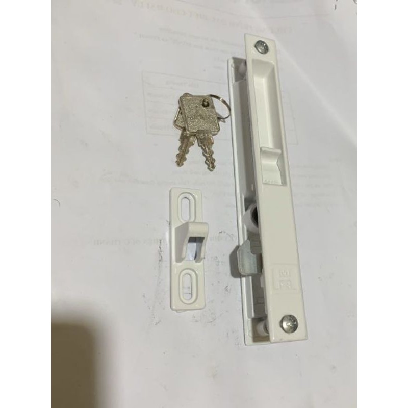 Khóa TP Trắng Sữa Cửa Lùa Nhôm Thường.