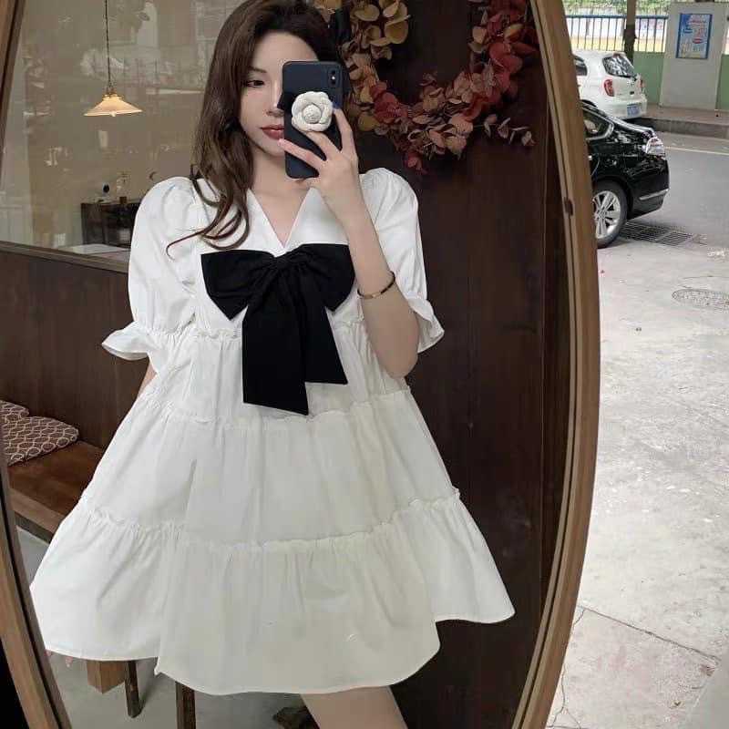 Đầm babydoll nữ ,đầm xoè cổ V đính nơ dáng ngắn mày trắng ,chất voan mềm xếp tầng, đầm trắng, đầm tiểu thư
