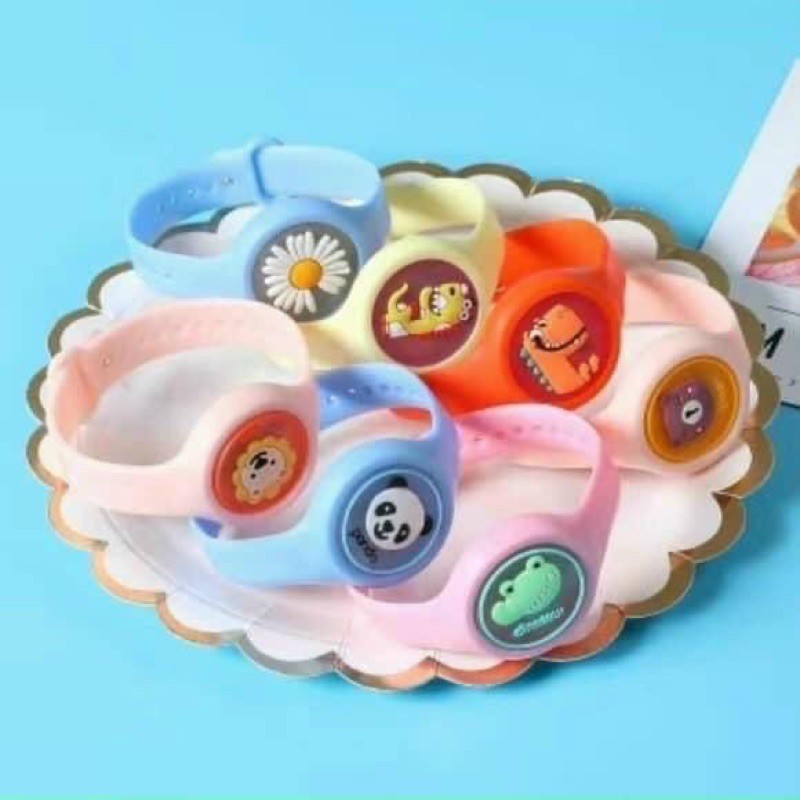 Đồng hồ đuổi muỗi phát sáng - Vòng đeo tay đuổi muỗi phát sáng