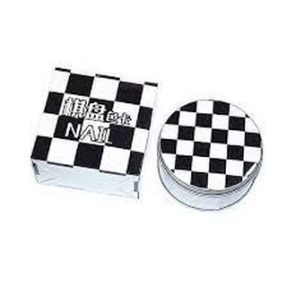 Đế bàn cờ trưng mẫu móng nail