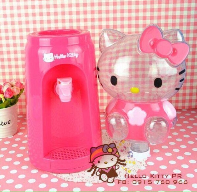 (Tặng quà) Bình nước Hello Kitty 2 lít