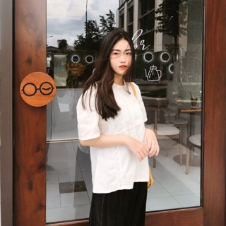 Áo linen phối ren thêu