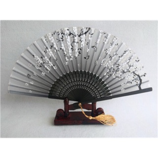 Quạt cổ trang quạt chụp kèm sườn sám