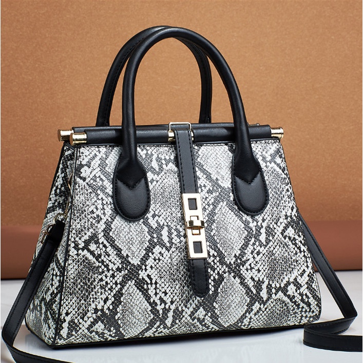 Túi qoai xách nữ họa tiết da rắn mới phong cách Châu Âu xu hướng thời trang retro dành cho giới công sở