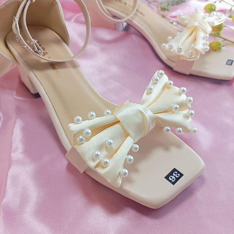 Giày sandal gót vuông Minhtuyetshoes mũi hở- Giày cao gót tiểu thư thắt nơ đính ngọc châu xinh xắn mẫu mới hè 2022 mã SD