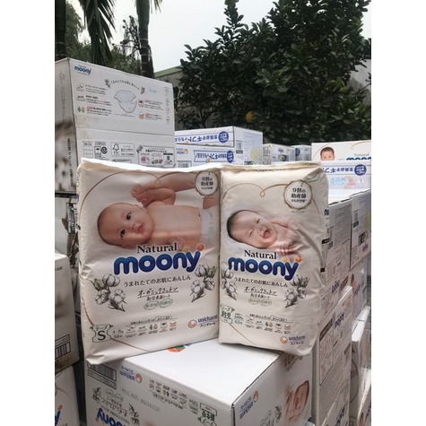 Bỉm/ Tã Moony 💝FREESHIP💝 Moony Quần XL44 Hàng Chính Hãng Unicharm Cộng Miếng/Natural Đủ Size Dán/Quần