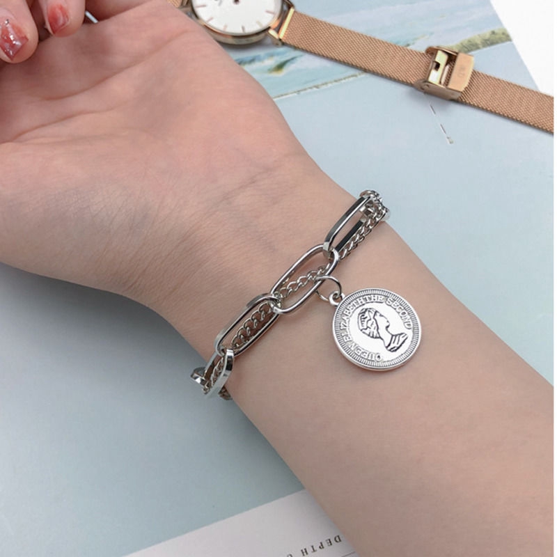 Vòng tay phối đồng xu vàng thiết kế độc đáo thời trang 22442