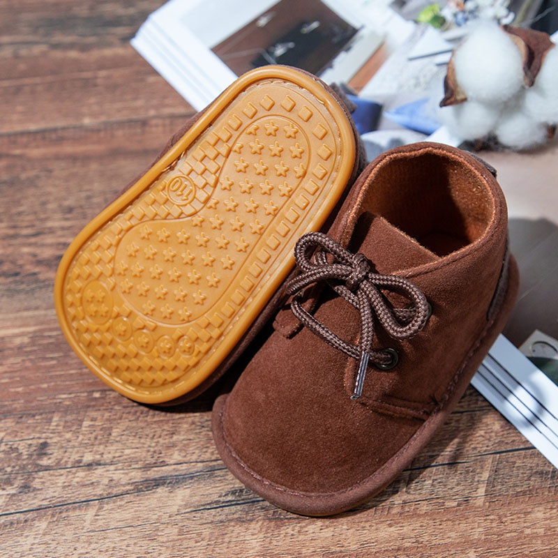 Giày bốt cao su chống trượt kiểu dáng thời trang cho bé tập đi từ 0-12 tháng tuổi