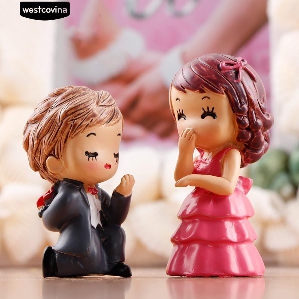 Set 2 mô hình đôi tình nhân cầu hôn dễ thương dùng để trang trí